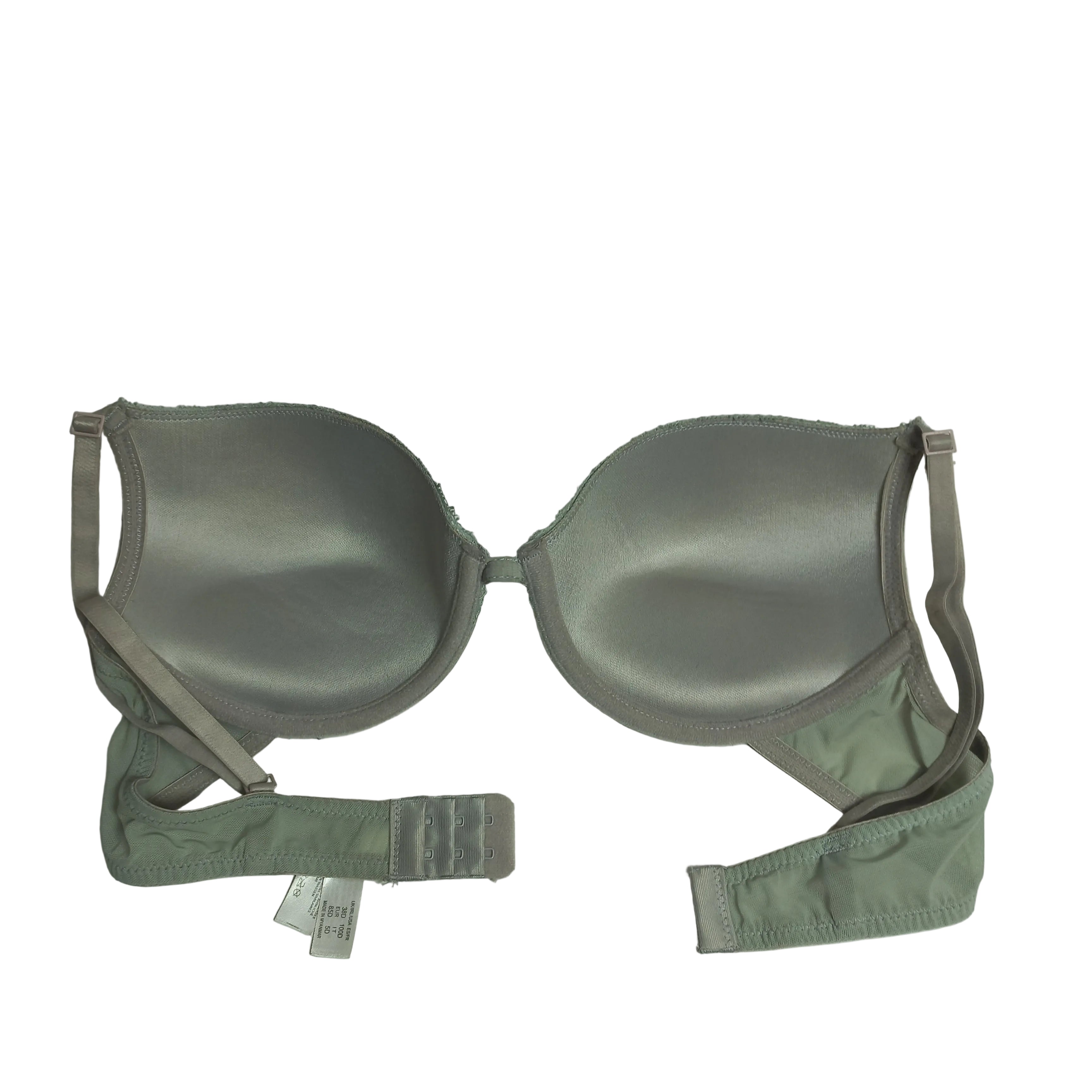 Flexible fit shown back angle