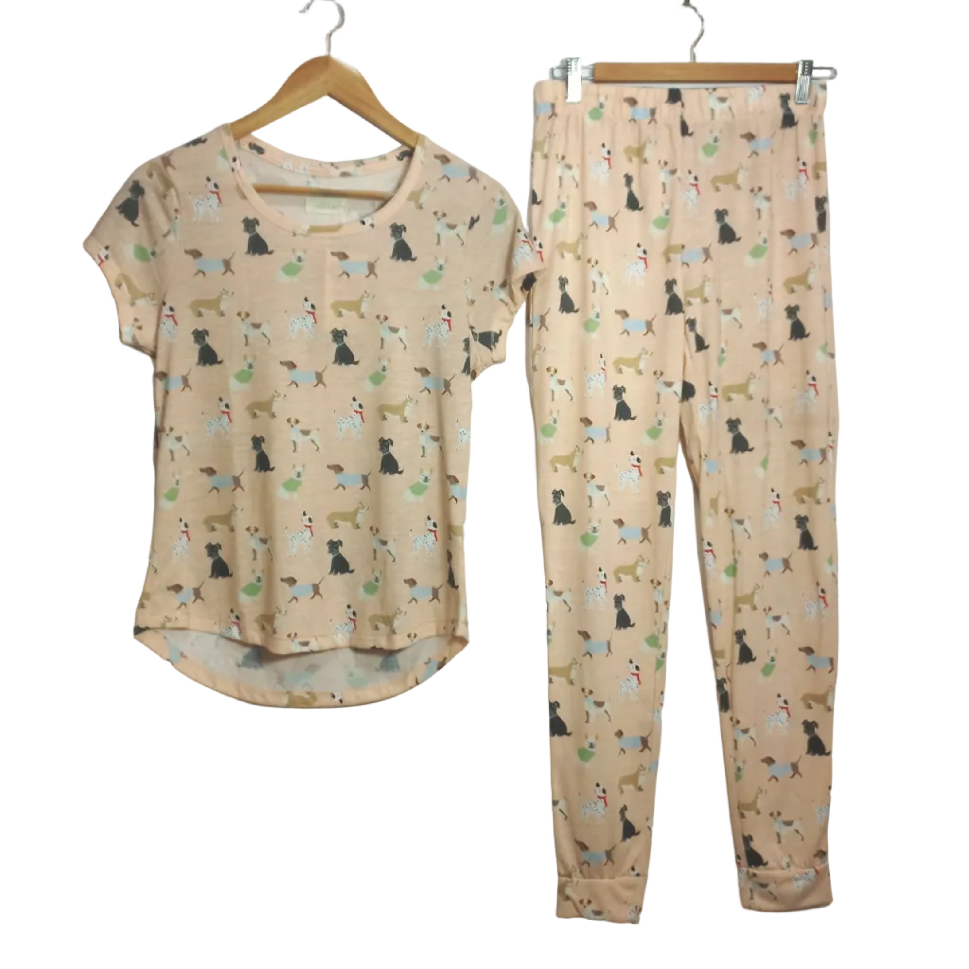 Women's Matalan two-piece night suit worn indoors – MissClassy