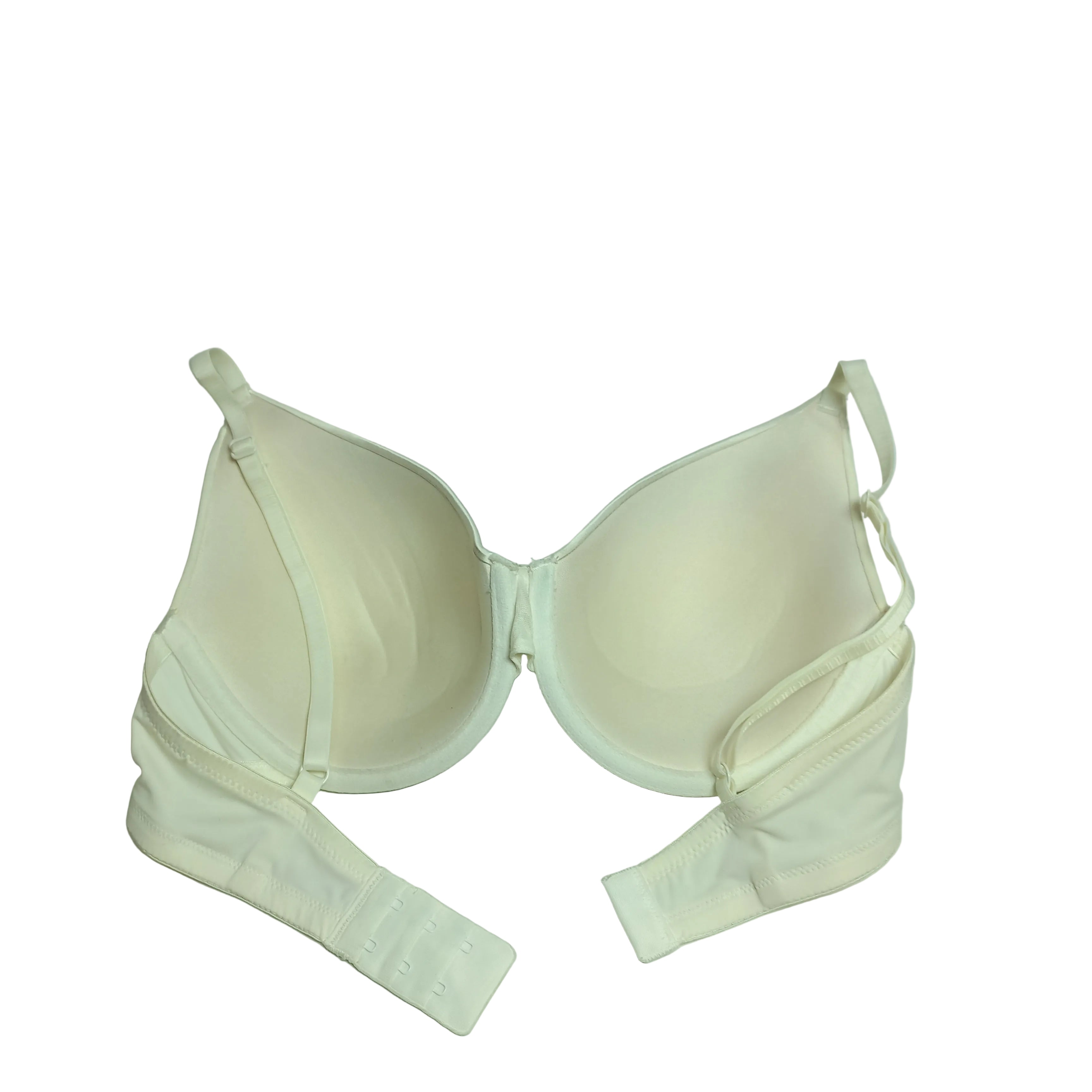 Back closure and adjustable band on white bra - MissClassy
