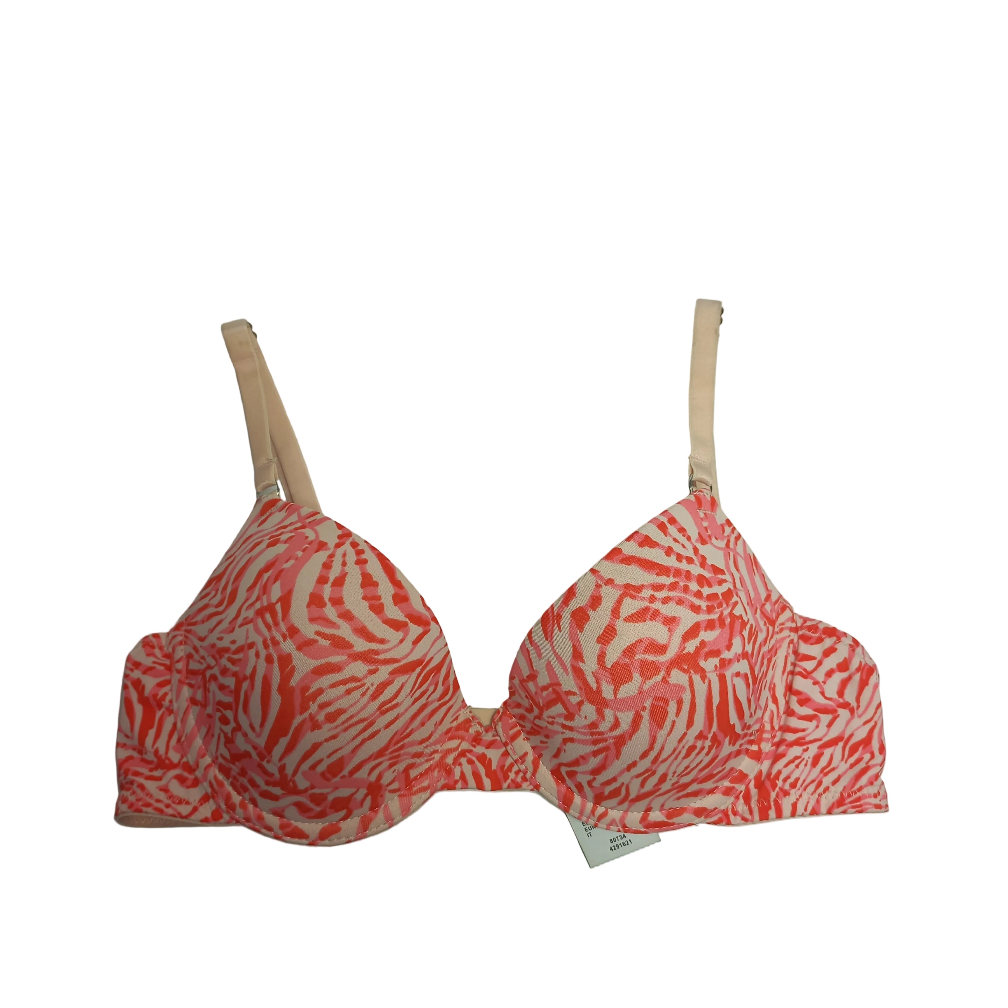 Flattering t-shirt bra showing enhanced silhouette