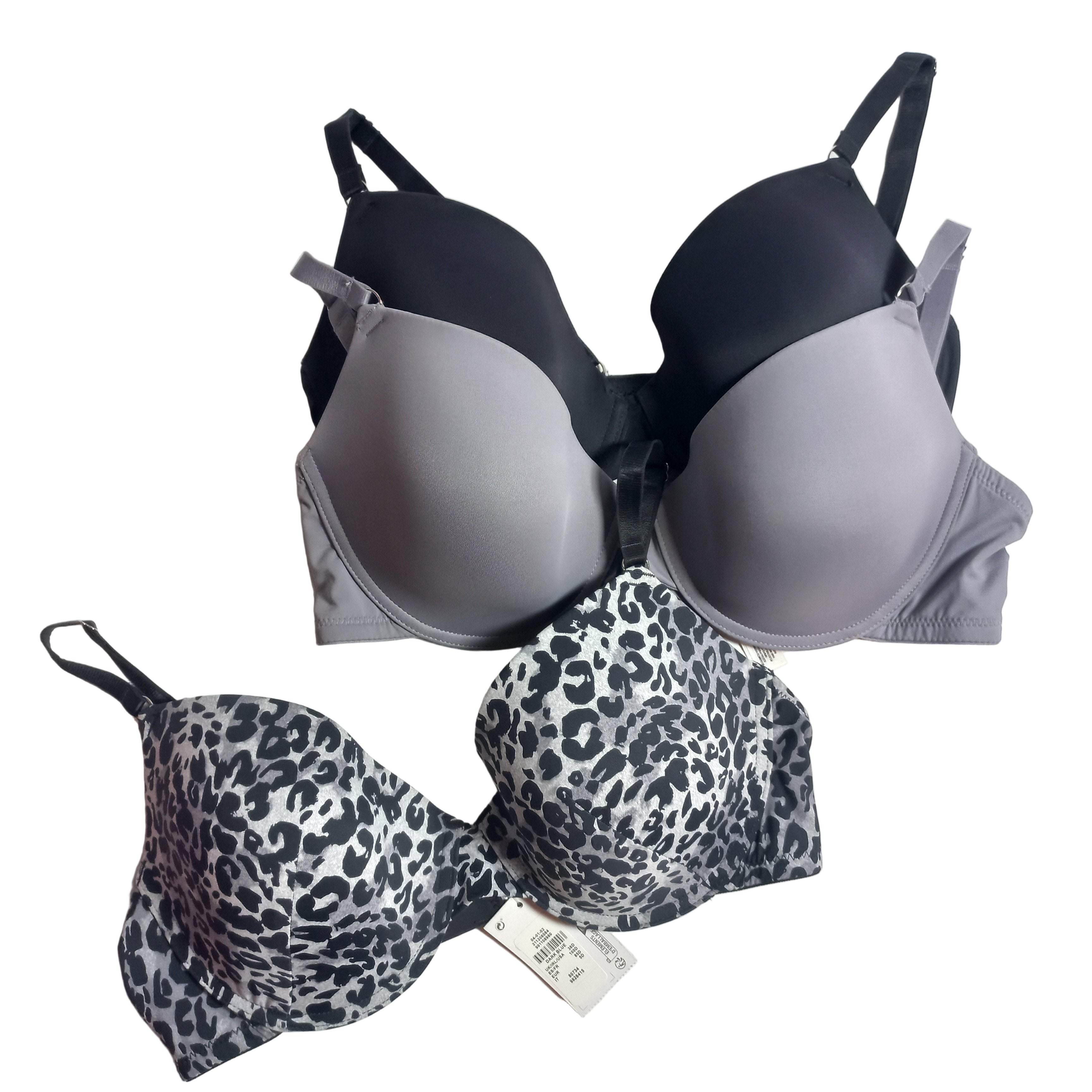 Primark T shirt bra detail, seamless smooth finish visible

