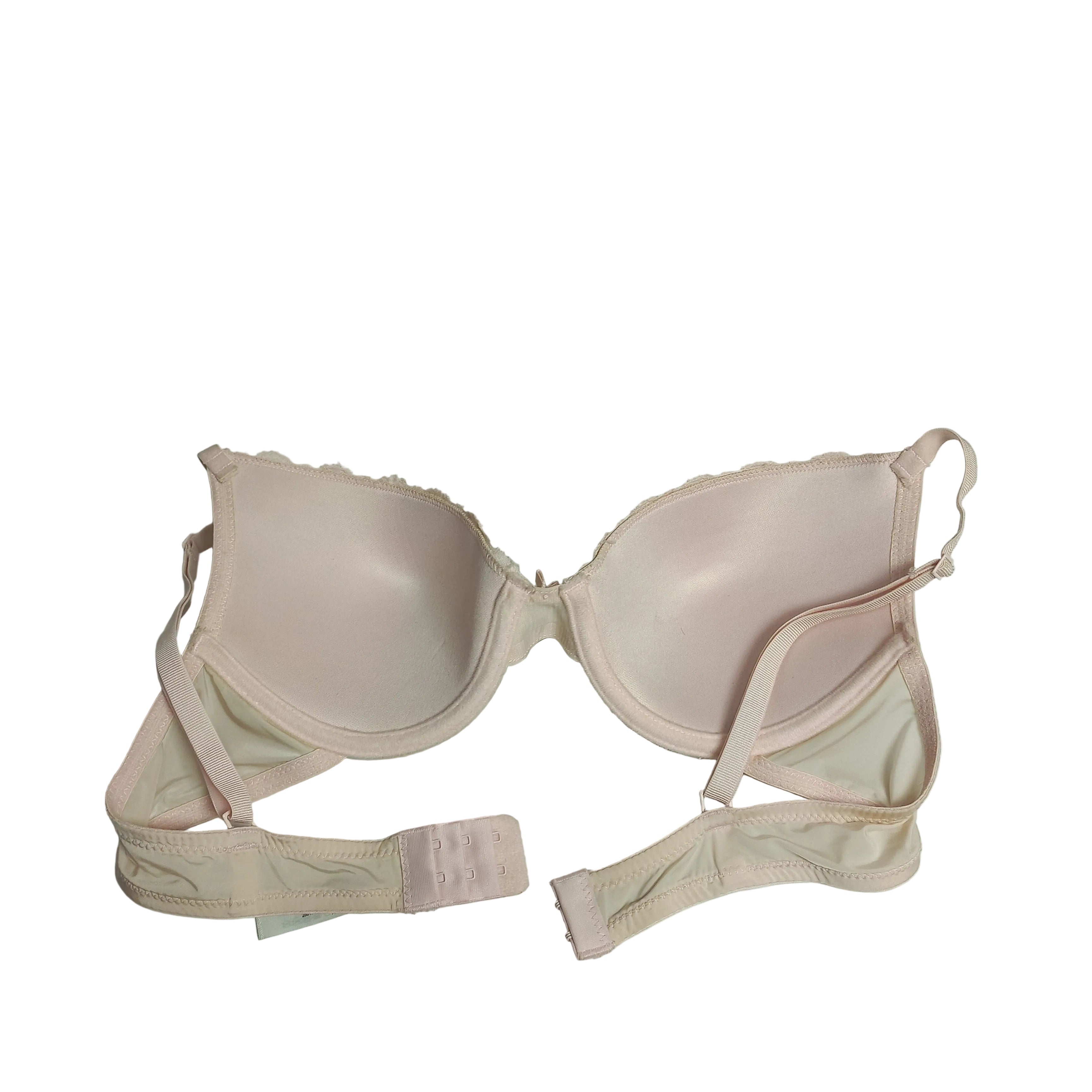 Soft everyday bra in neutral tone
