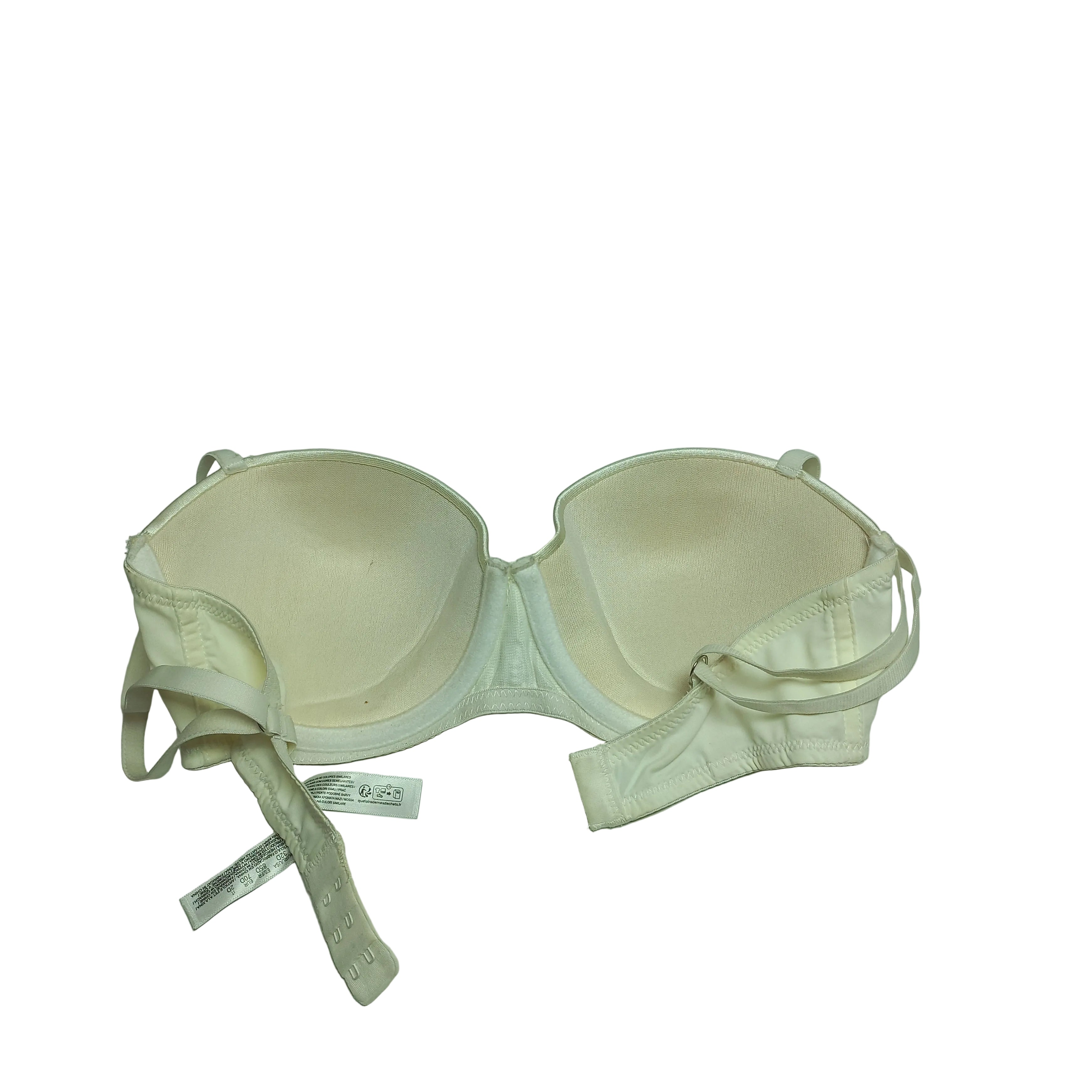 Underwire support detail on 32D balcony bra - MissClassy
